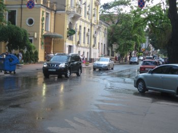 В центре Одессы опять потоп (фото)