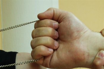 Одессит сбежал с чужой цепочкой на шее