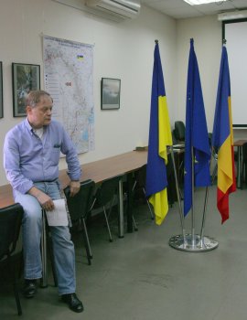 Наши таможенники ударили по миссии Евросоюза фотовыставкой