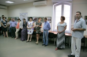 Наши таможенники ударили по миссии Евросоюза фотовыставкой