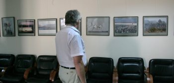 Наши таможенники ударили по миссии Евросоюза фотовыставкой