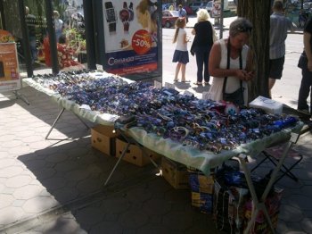 Соборная площадь Одессы лишилась нескольких торговых будок