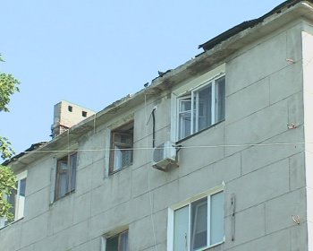 Детскую площадку на Капитана Кузнецова,93 освободили от упавшего дерева