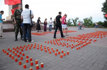 Одесситы зажгли "Свечу памяти"
