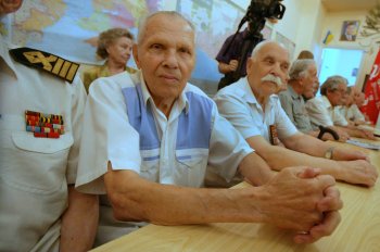 В библиотеке им. И. Франко представили «Песни опаленные войной» (фото)