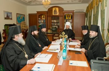В Молдове отлучили от Церкви политиков, проголосовавших за закон о гомосексуалистах
