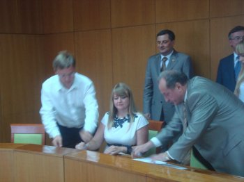 Тамила Афанасьева подписала договор о сотрудничестве с Общественным советом при Министерстве иностранных дел Украины