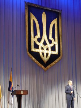 В преддверии Дня Конституции одесситов наградили орденами и почётными грамотами