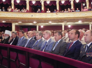 В преддверии Дня Конституции одесситов наградили орденами и почётными грамотами