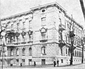 Собачий пир с дворянским размахом в памятнике архитектуры