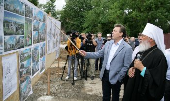 В Одессе заложили памятную капсулу в фундамент будущего храма церковно-приходской школы