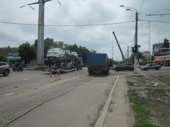 Пробки на Таирова. Яма на Костанди не зарыта! (фото)