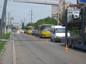 Пробки на Таирова. Яма на Костанди не зарыта! (фото)