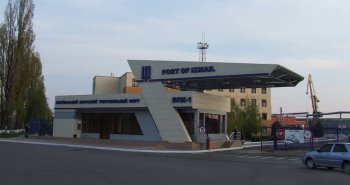 На 6 млн. гривен снизились долги Измаильского порта по зарплате 