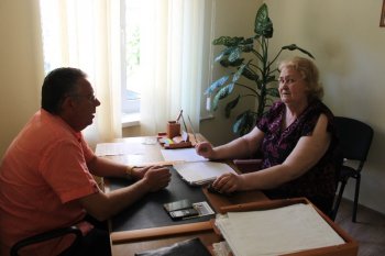 Одесский депутат Евгений Гофман обязался лично проконтролировать  решение проблемных вопросов горожан