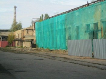 Во время Евробаскета некрасивые фасады завесят декорациями, но власти не считают это потемкинскими деревнями