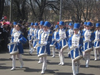 В Одессе пройдет парад барабанщиц и Международный фестиваль «ДЮК-ШОУ»