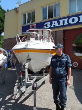В облГСЧС появился катер для поисково-спасательных работ в дунайских плавнях и на льду