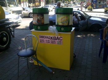 В Одессе с Привокзальной площади за сутки демонтировано 20 «будок»