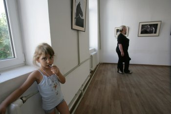 В монастыре открылась выставка Леси Чикарюк (фото)