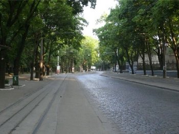 По Французскому бульвару Одессы закрыто движение грузового автотранспорта