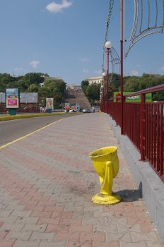 Гости кинофестиваля пройдут по загаженному подземному переходу у морвокзала