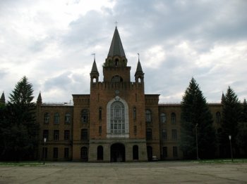 Выпускники Одесского Сергиевского артиллерийского училища: Постигать премудрости военной службы было трудно, но интересно