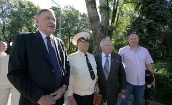 Сегодня на Аллее Cлавы чествовали героев Одессы