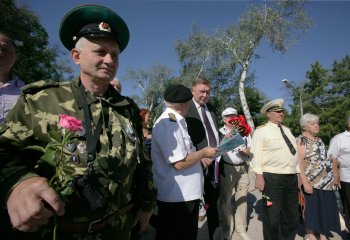 Сегодня на Аллее Cлавы чествовали героев Одессы