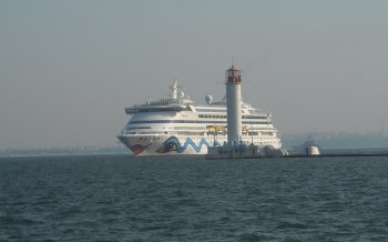 Сегодня в Одессу прибывают сразу три круизных лайнера