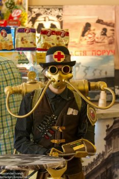 Японское Maid Cafe «Natsu Nami» накормило анимационных героев в Украинском театре