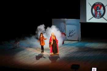 Японское Maid Cafe «Natsu Nami» накормило анимационных героев в Украинском театре