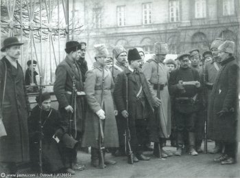 23 июля 1917 года: в Александровском парке идет «сплошной разгул»