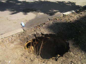 На Королева прорыв второй день - реакции нет