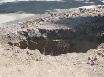 На Королева прорыв второй день - реакции нет