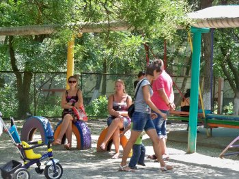 Хождение по мукам: Как детей в сады устраивают в Суворовском районе