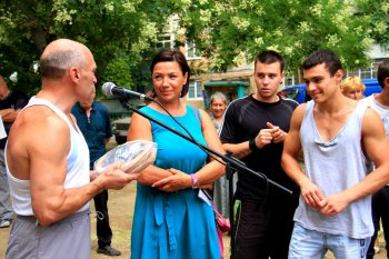 В Суворовском районе появилась новая спортплощадка