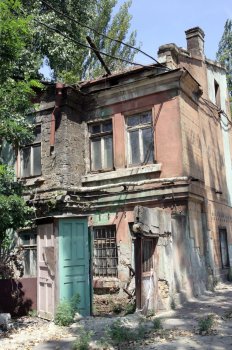 Территория будущей главной одесской арены Евробаскета-2015 освобождается под строительство