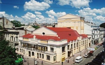 "Ромео" и "Джульетта" на сеновале Одесского русского театра 