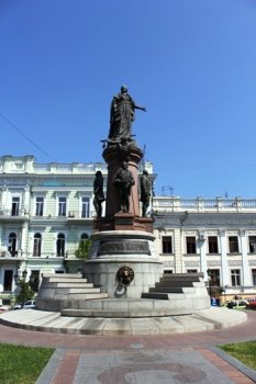 В Одессе рабочая группа выясняла законность строения на Екатерининской площади, 1