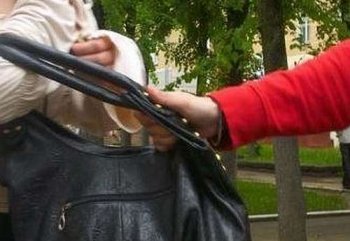В Одессе грабят средь бела дня