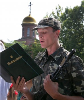 Юные юристы-курсанты приняли военную присягу! (фото)
