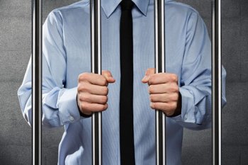 Предприниматель пожаловался в милицию на то, что отдал малознакомому жулику полмиллиона