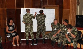 Одесские специалисты социальной работы провели тренинг для пограничников (фото)