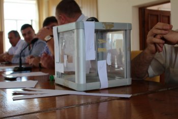 Депутаты Белгорода-Днестровского преодолевают межусобицу