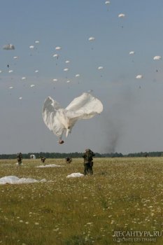 Ко Дню ВДВ: По гвардейским, по десантным законам (видео)