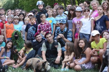 Одесский «Беркут» провел блестящую операцию в детском лагере отдыха (фото)
