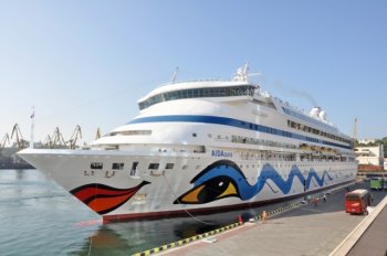В Одессу прибыл круизный лайнер «AIDA AURA» 
