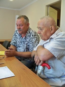 Городские власти уже полгода «футболят» 88-летнего ветерана Великой Отечественной войны по кругу чиновничьих порогов