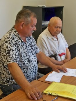 Городские власти уже полгода «футболят» 88-летнего ветерана Великой Отечественной войны по кругу чиновничьих порогов